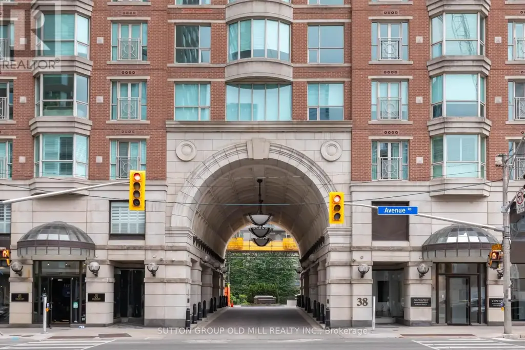 700 - 38 Avenue Road, Toronto (Annex)