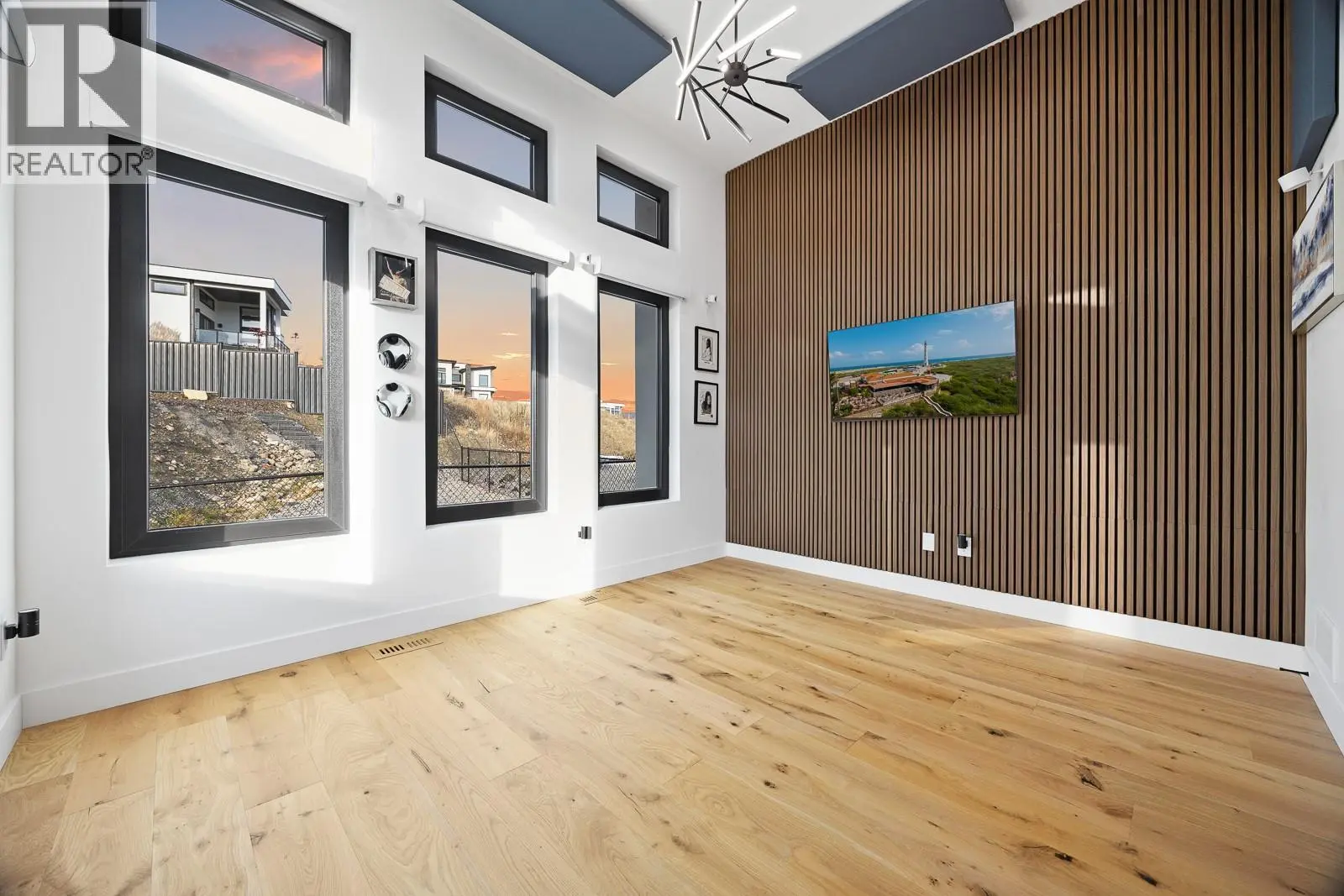 1102 Carnoustie Drive. Kelowna, British Columbia