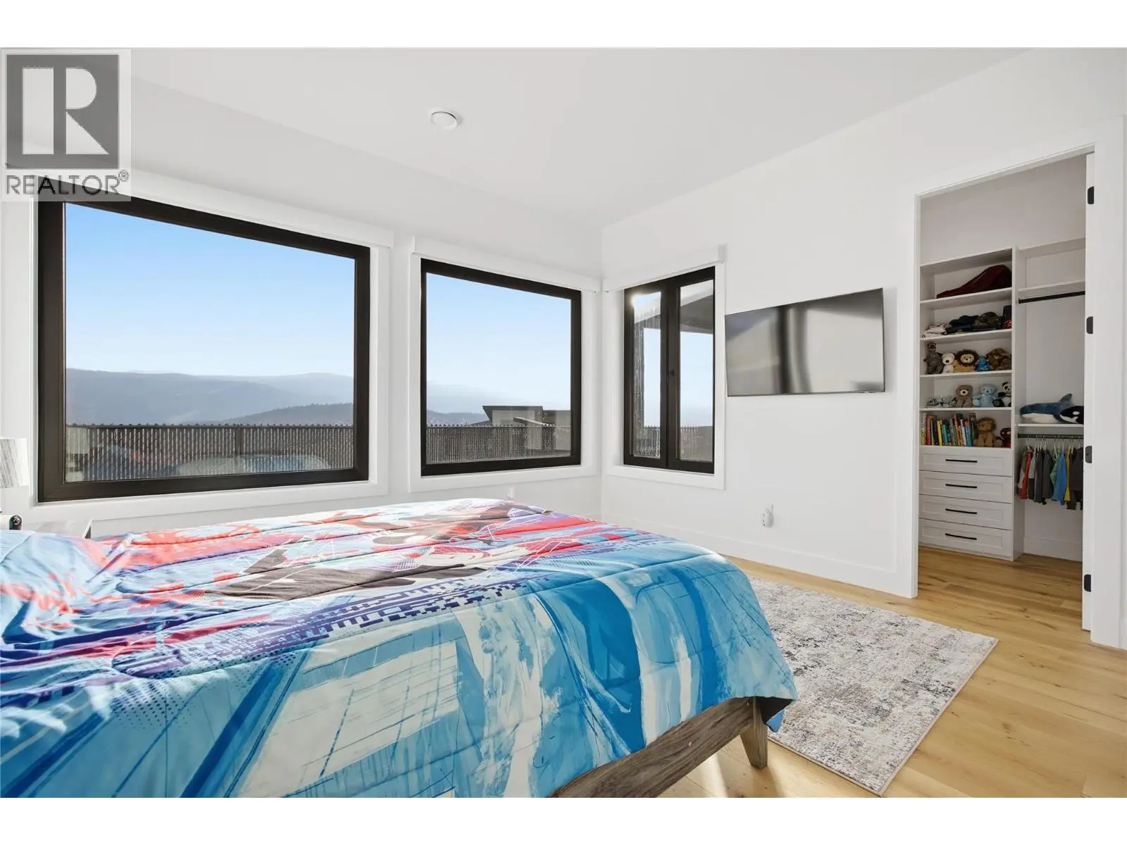 1102 Carnoustie Drive. Kelowna, British Columbia