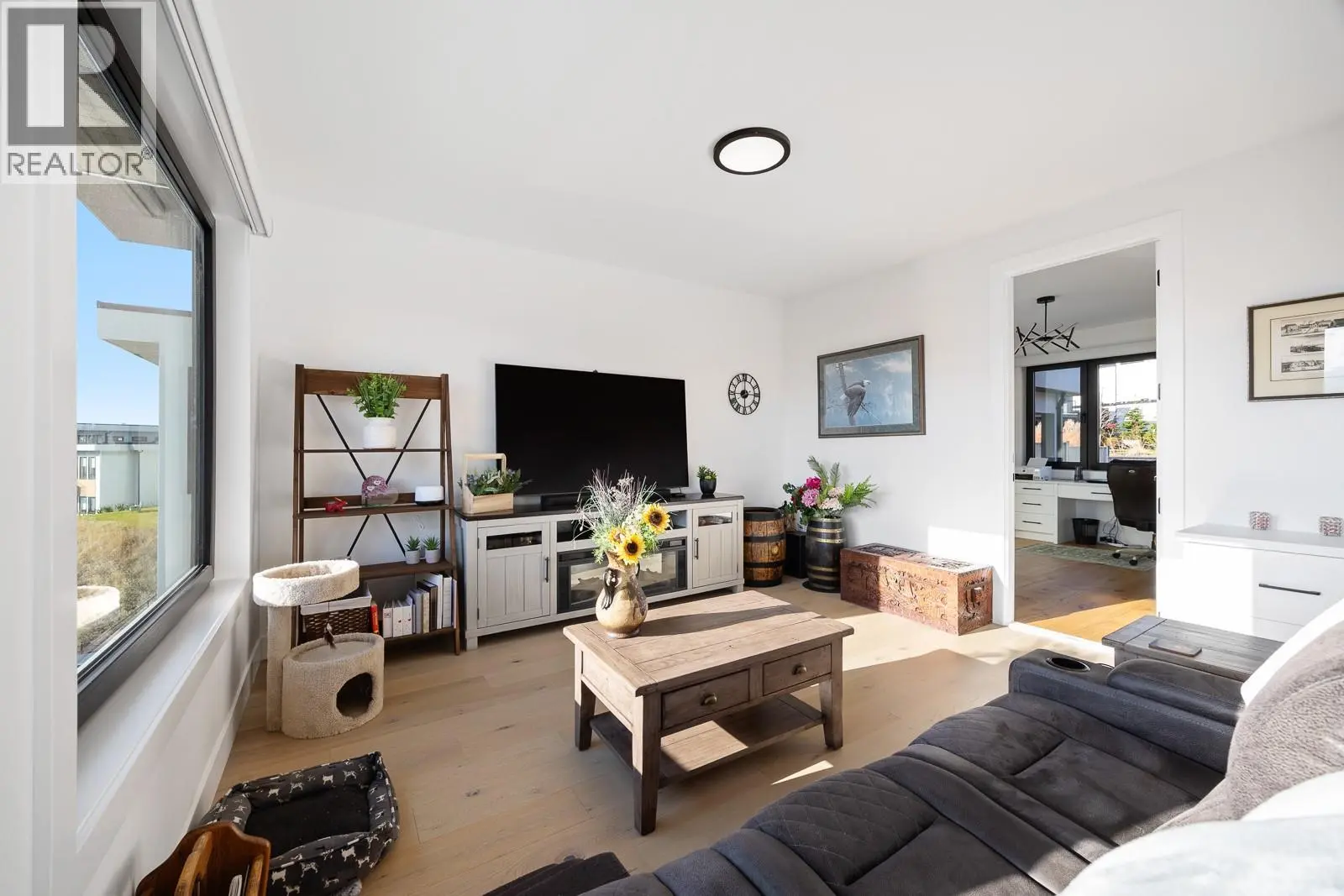 1102 Carnoustie Drive. Kelowna, British Columbia