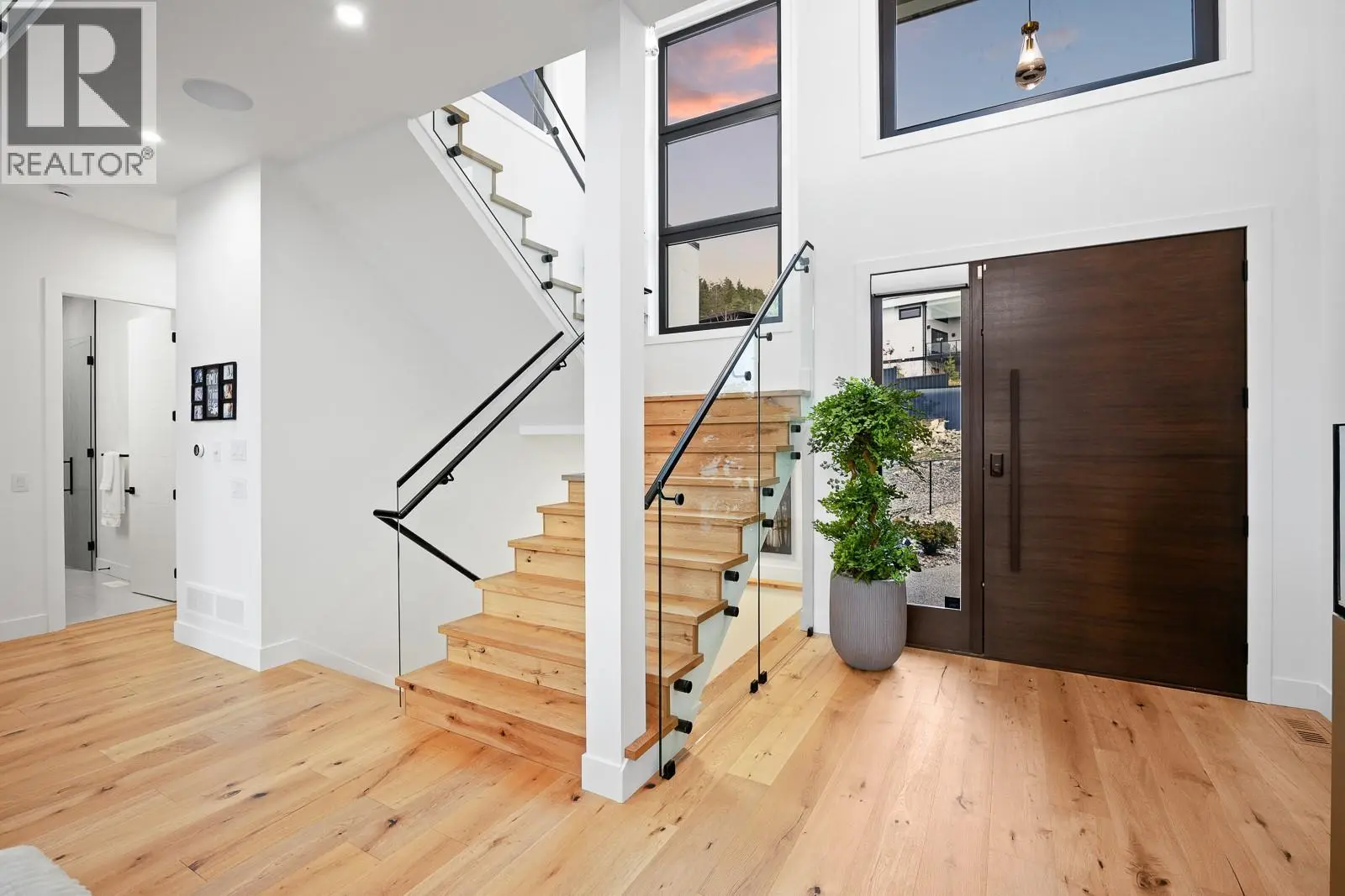 1102 Carnoustie Drive. Kelowna, British Columbia