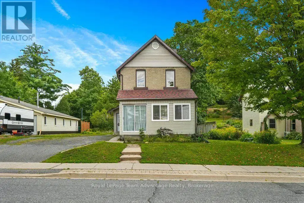 111 Gibson St Street, Parry Sound