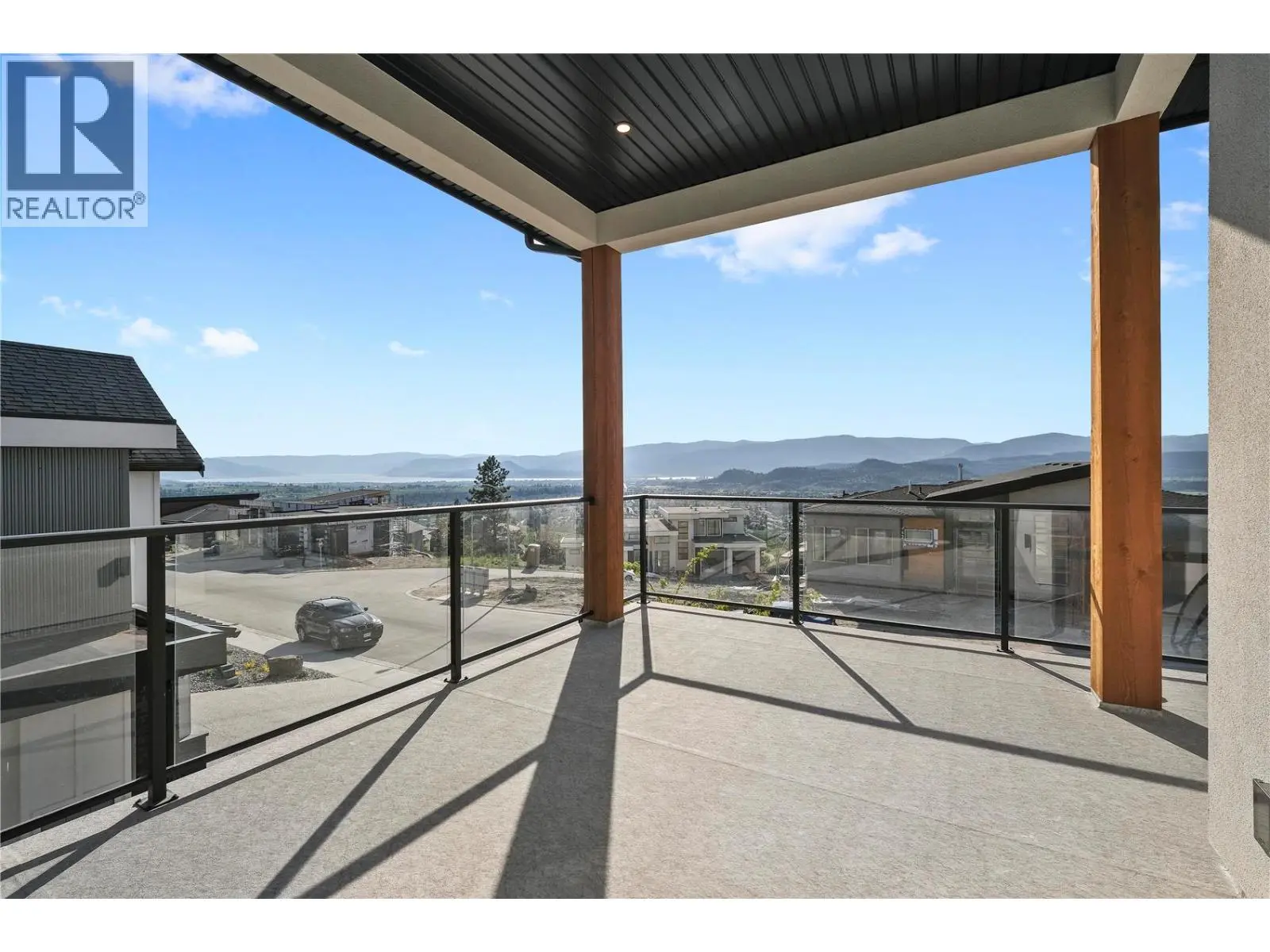 695 Deans Drive. Kelowna, British Columbia