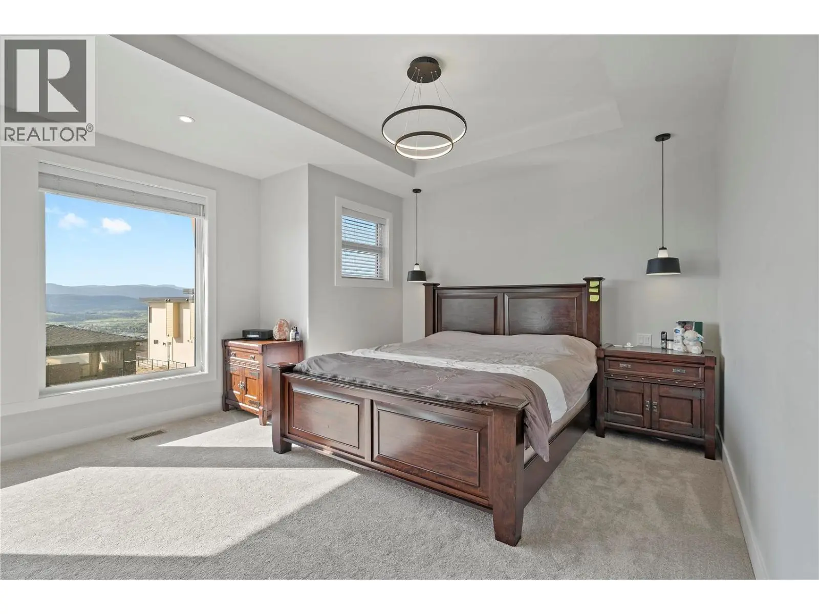 695 Deans Drive. Kelowna, British Columbia