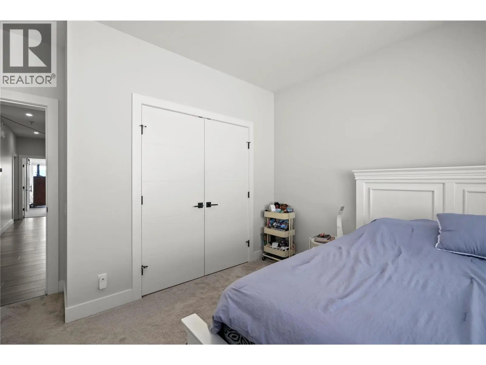 695 Deans Drive. Kelowna, British Columbia