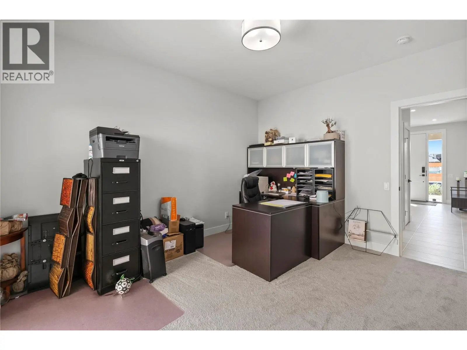 695 Deans Drive. Kelowna, British Columbia