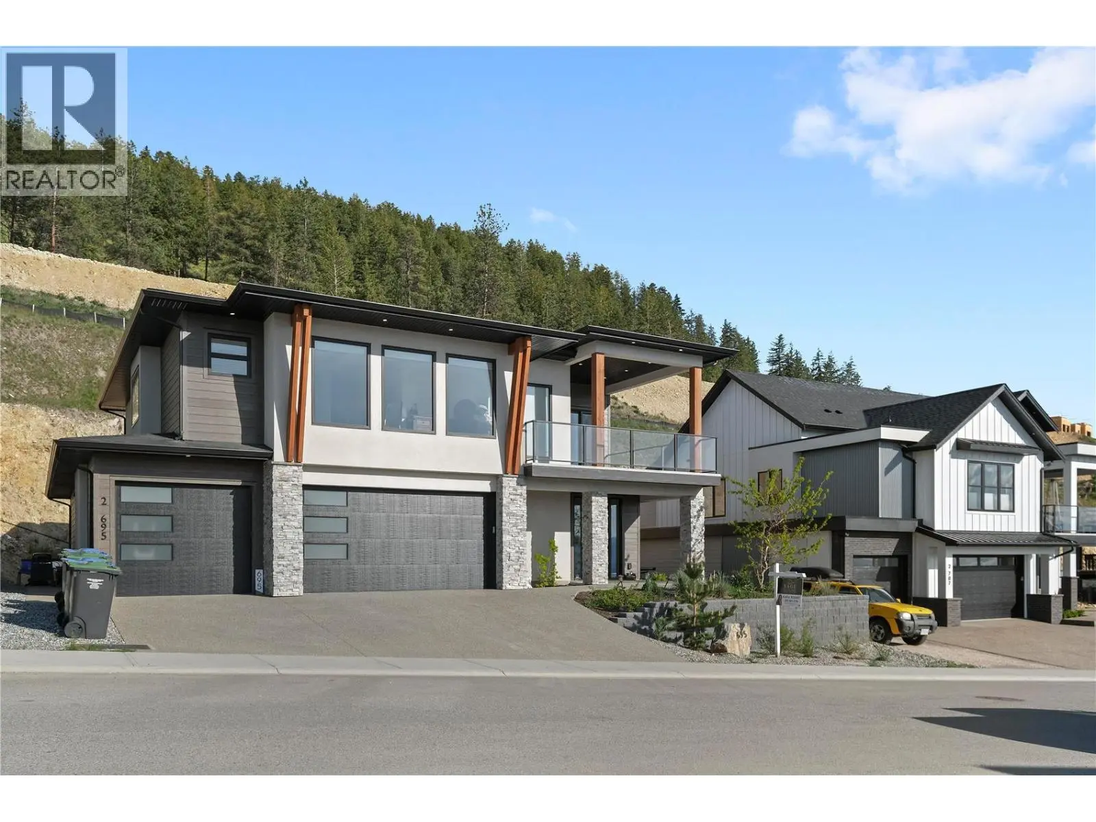 695 Deans Drive. Kelowna, British Columbia