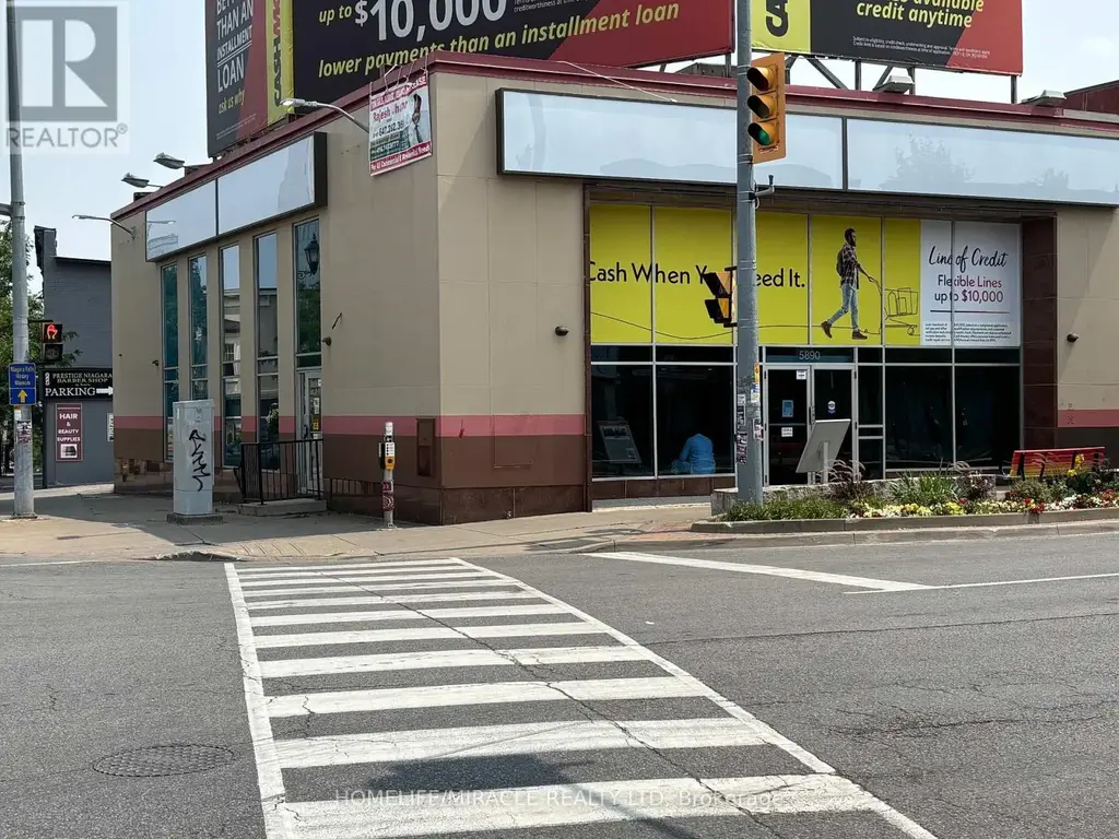 5890 Main Street, Niagara Falls (Dorchester)