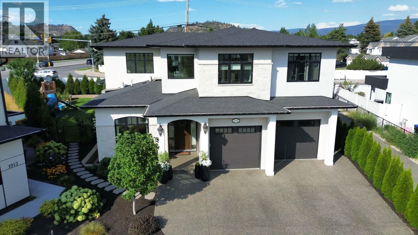 1907 Hemmerling Court. Kelowna, British Columbia