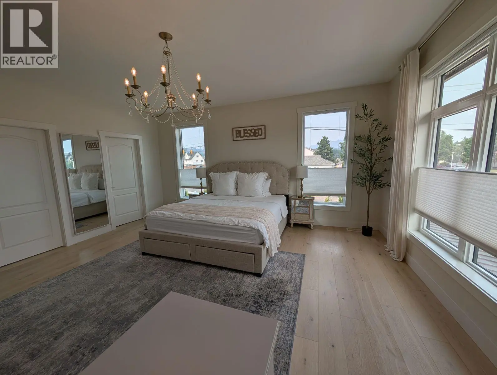 1907 Hemmerling Court. Kelowna, British Columbia
