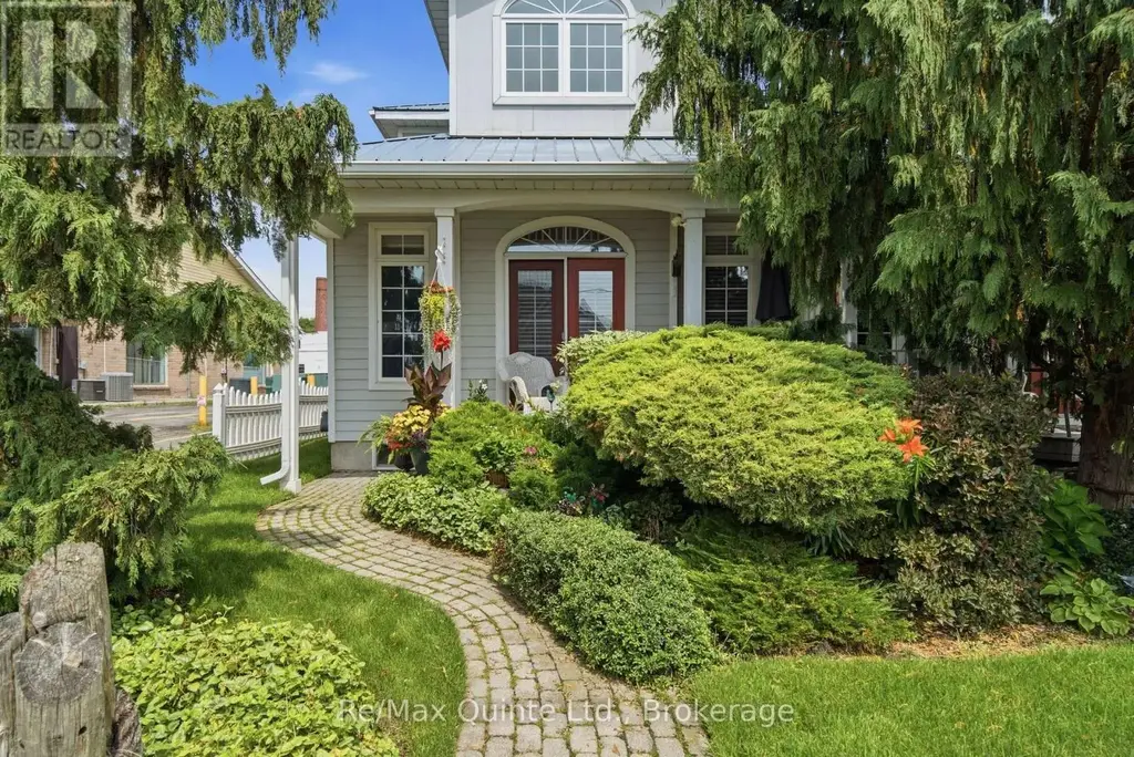 86 Pinnacle Street S, Belleville (Belleville Ward)