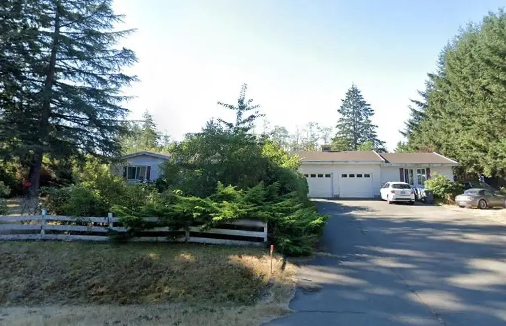 16910 23 Avenue, Surrey