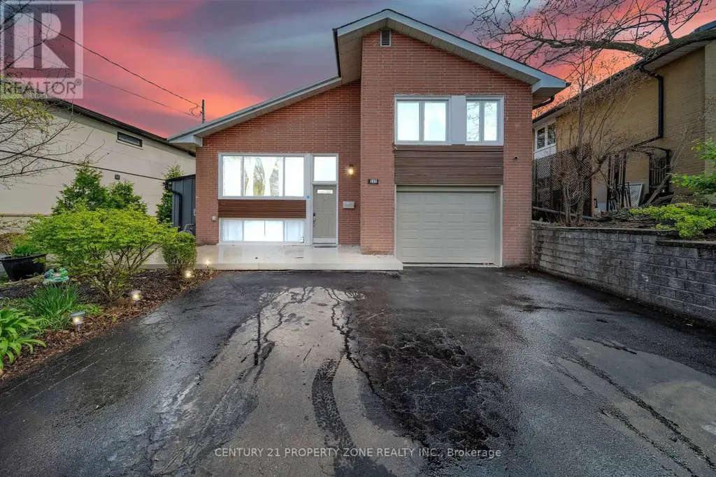 122 Vista Boulevard, Mississauga (Streetsville)