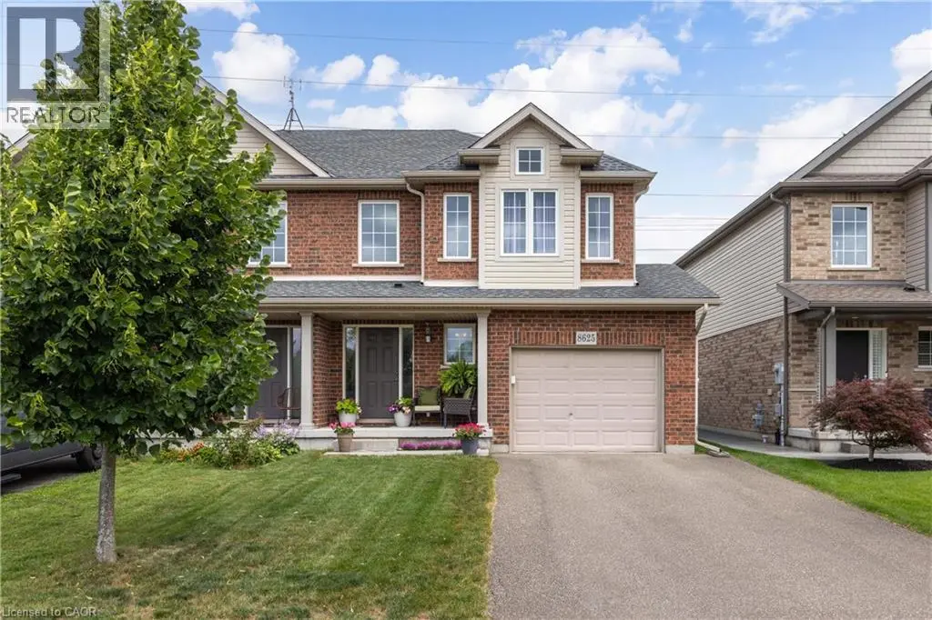 8625 Upper Canada Drive, Niagara Falls