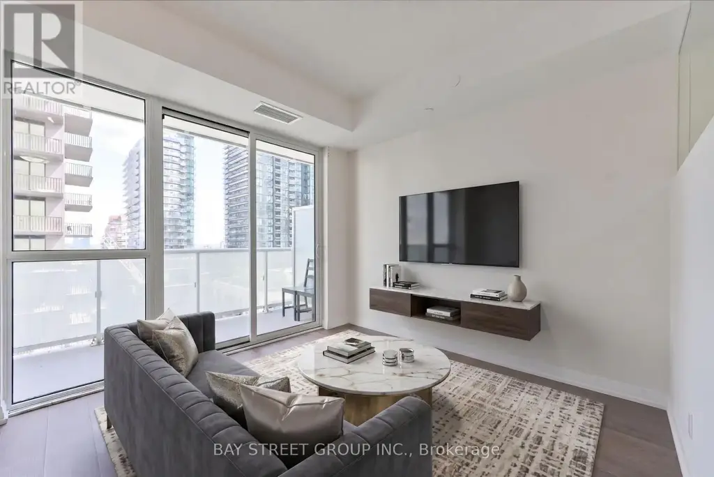 1106 - 101 Erskine Avenue, Toronto (Mount Pleasant West)
