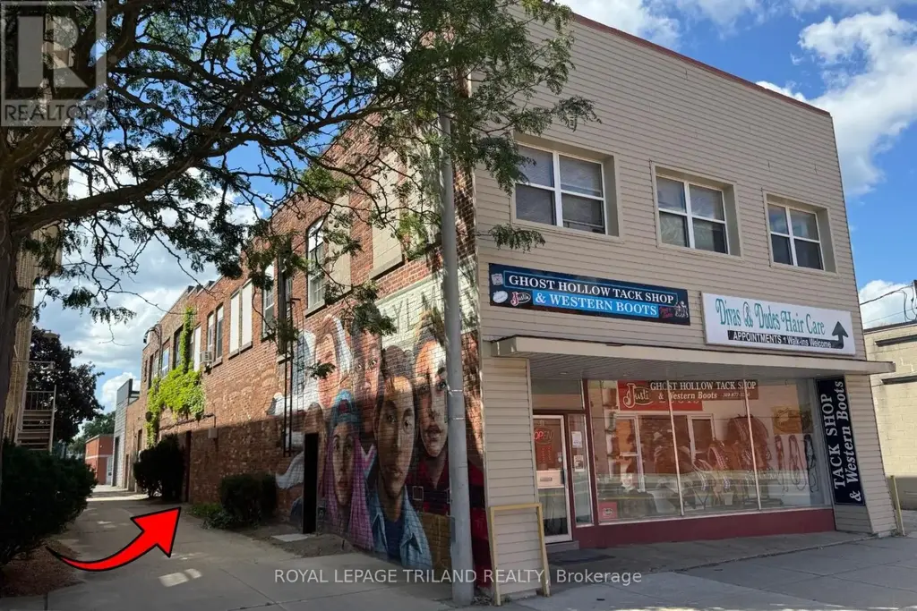 20 John Street S, Aylmer