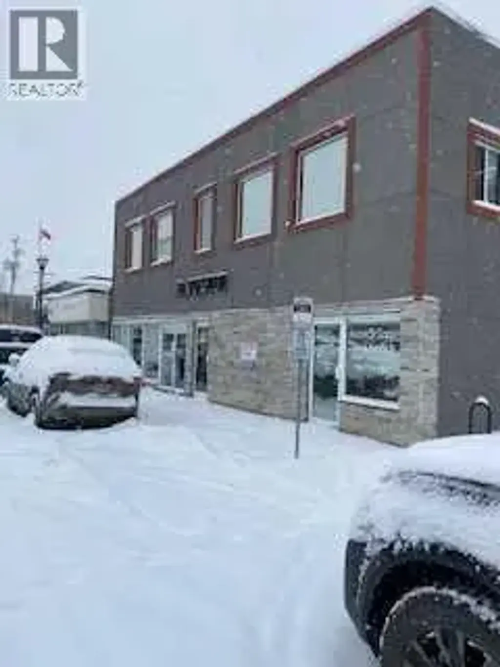 206, 4920 51 Avenue, Whitecourt