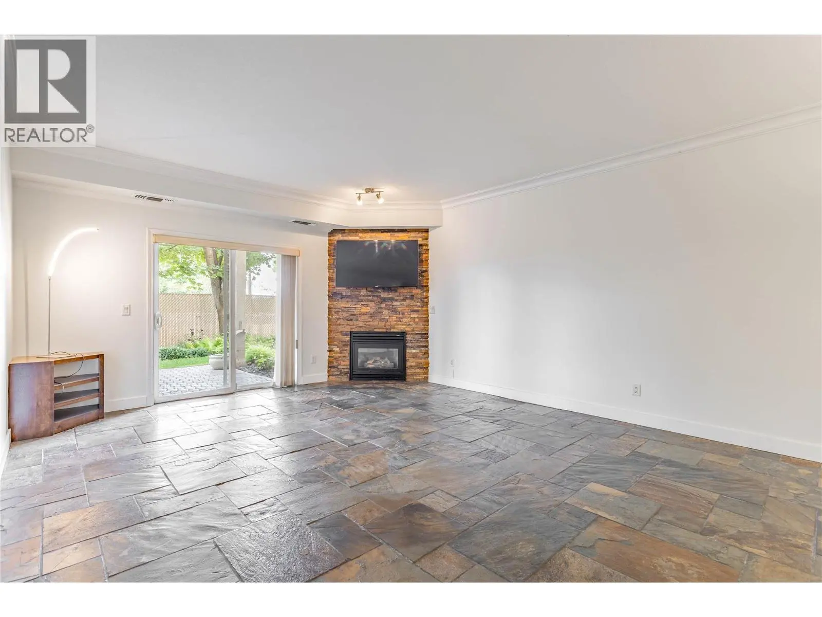 2300 Benvoulin Road Unit# 103. Kelowna, British Columbia