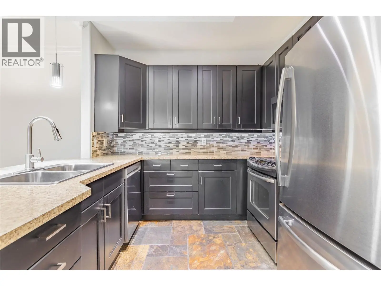 2300 Benvoulin Road Unit# 103. Kelowna, British Columbia