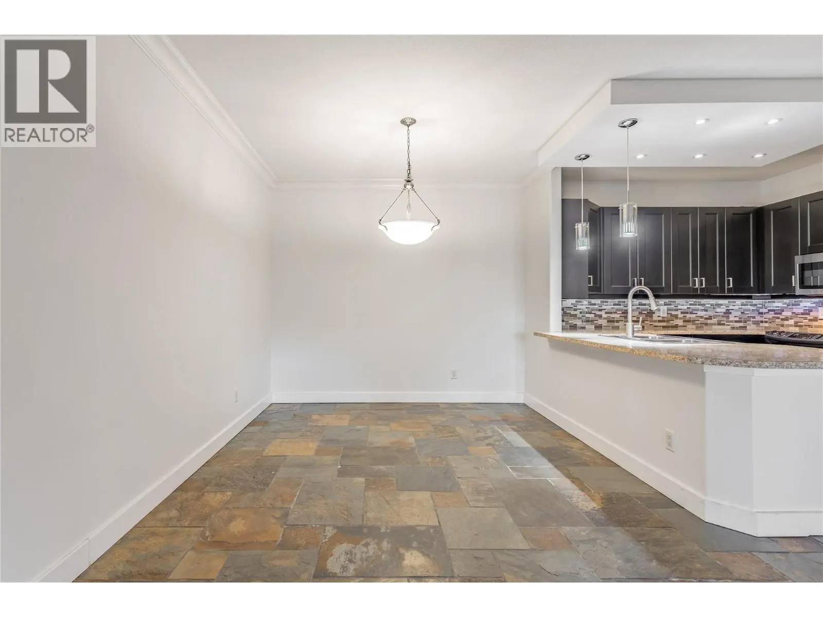 2300 Benvoulin Road Unit# 103. Kelowna, British Columbia
