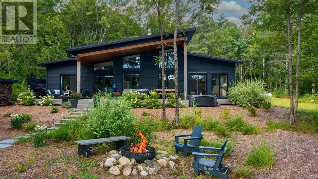56 Blair Point Road, Seguin (Humphrey)