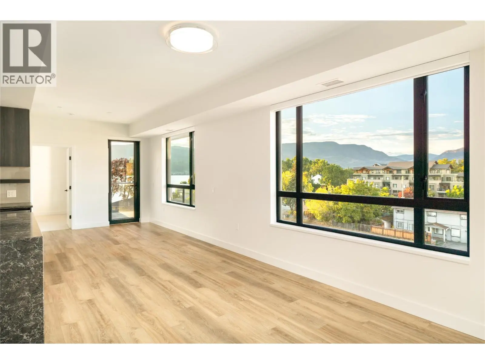 3051 Abbott Street Unit# 401. Kelowna, British Columbia