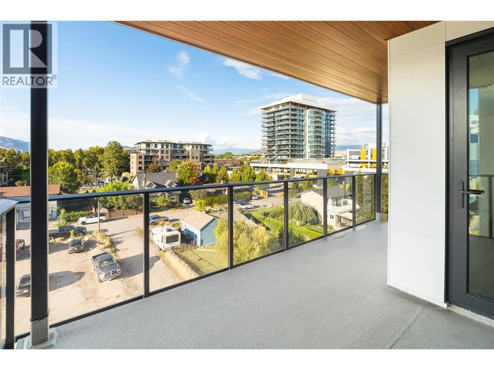3051 Abbott Street Unit# 401. Kelowna, British Columbia