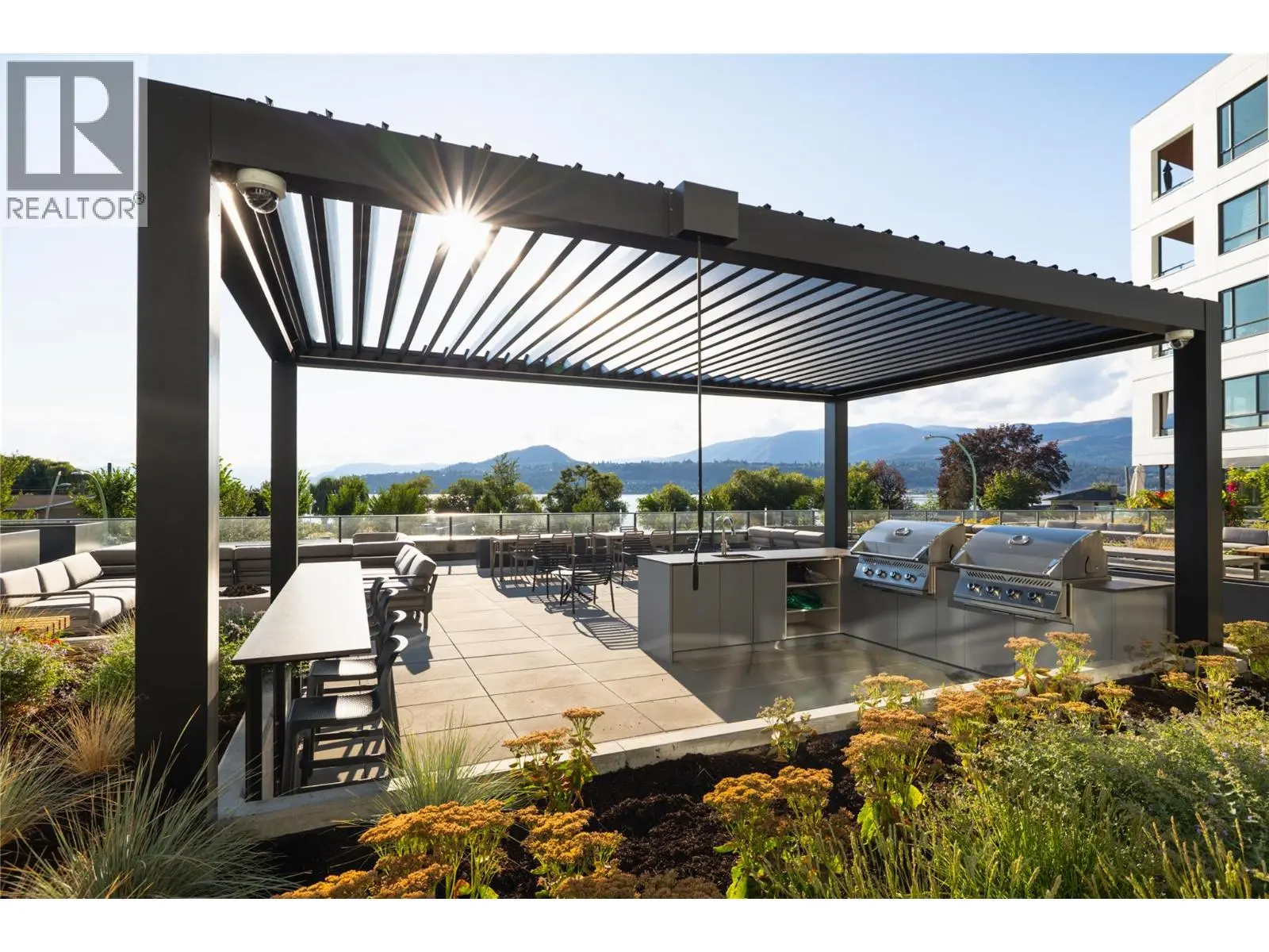3051 Abbott Street Unit# 401. Kelowna, British Columbia
