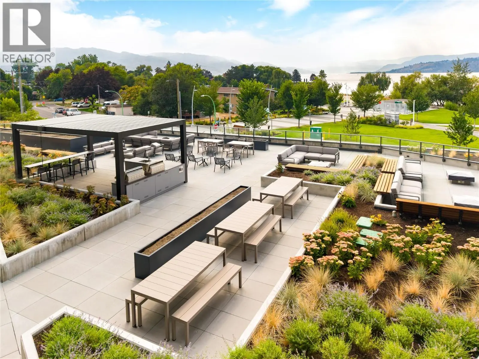 3051 Abbott Street Unit# 401. Kelowna, British Columbia