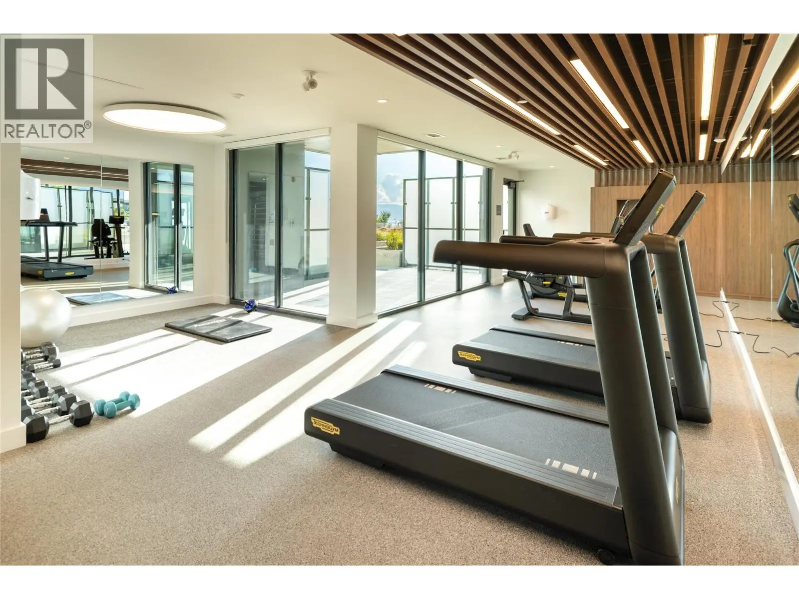 3051 Abbott Street Unit# 401. Kelowna, British Columbia