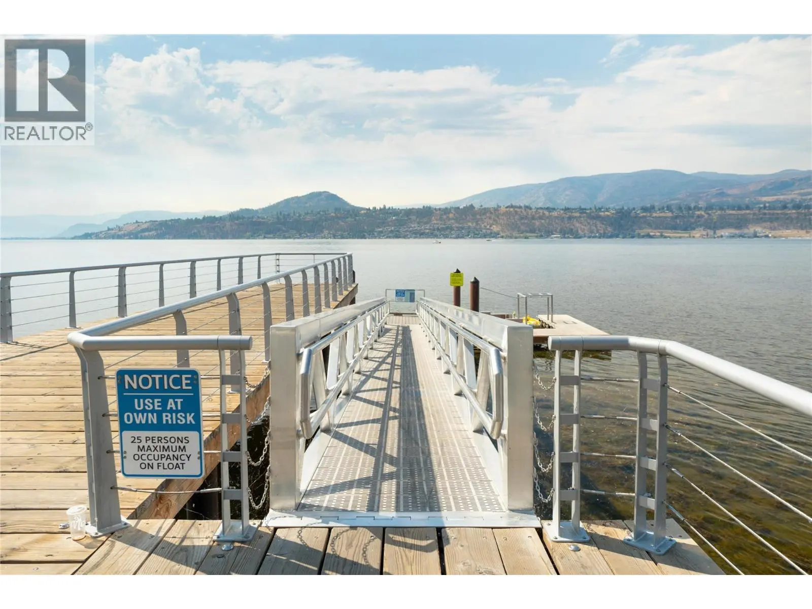 3051 Abbott Street Unit# 401. Kelowna, British Columbia