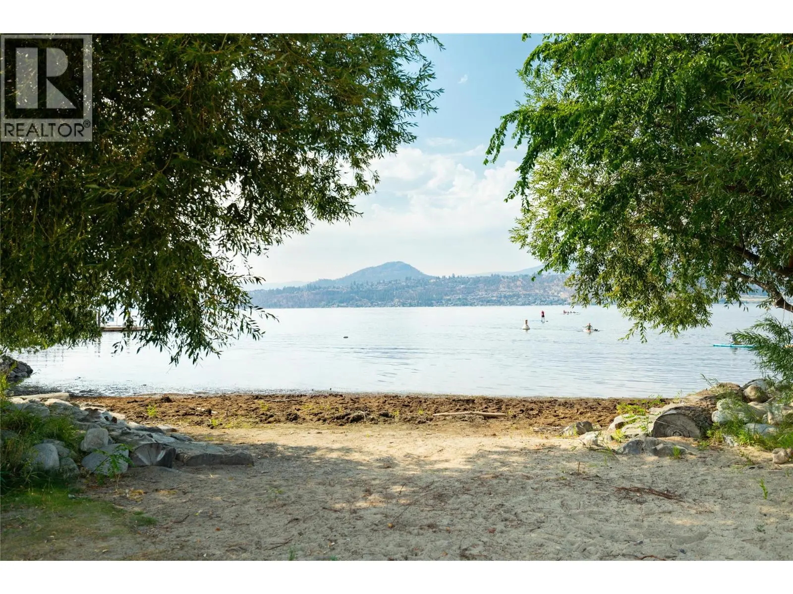 3051 Abbott Street Unit# 401. Kelowna, British Columbia