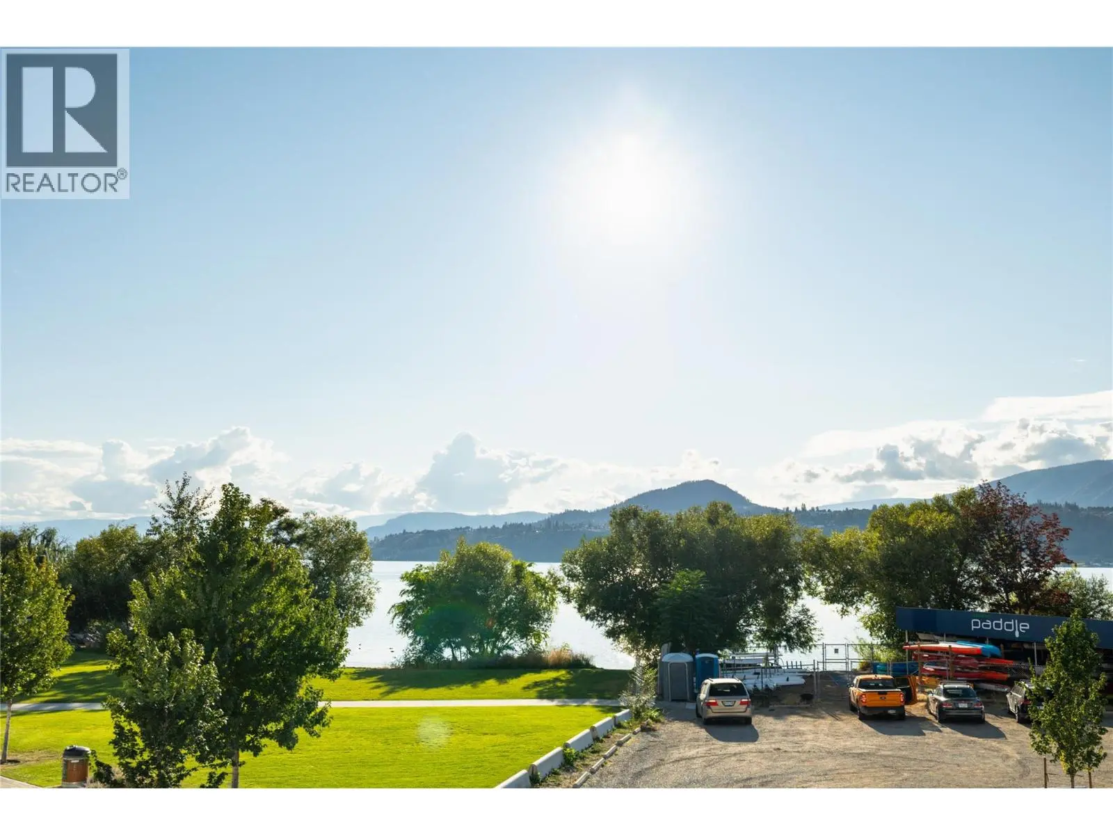 3051 Abbott Street Unit# 401. Kelowna, British Columbia