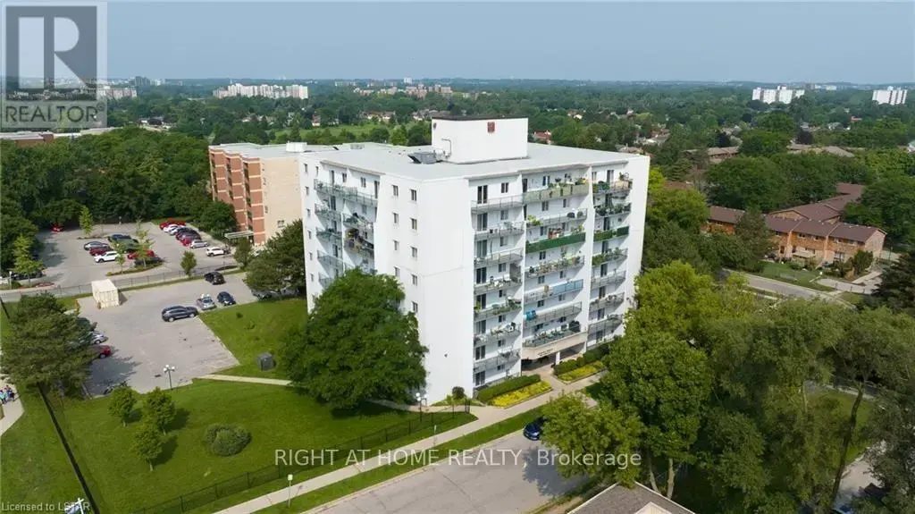 801 - 986 Huron Street, London East (East A)