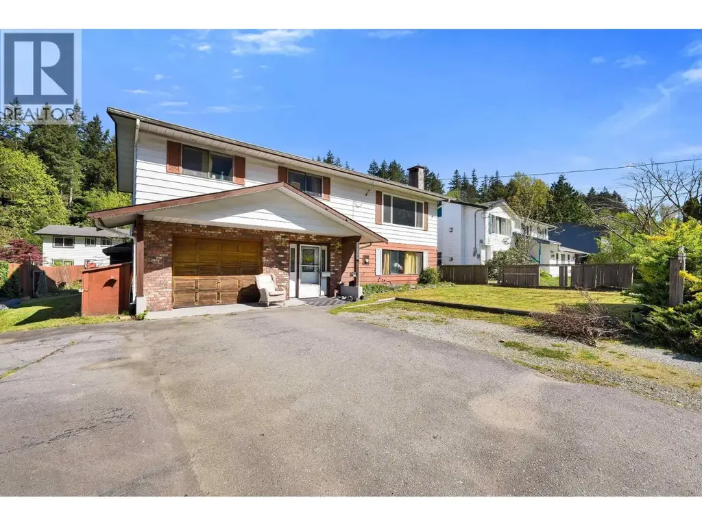 38319 Westway Avenue, Squamish