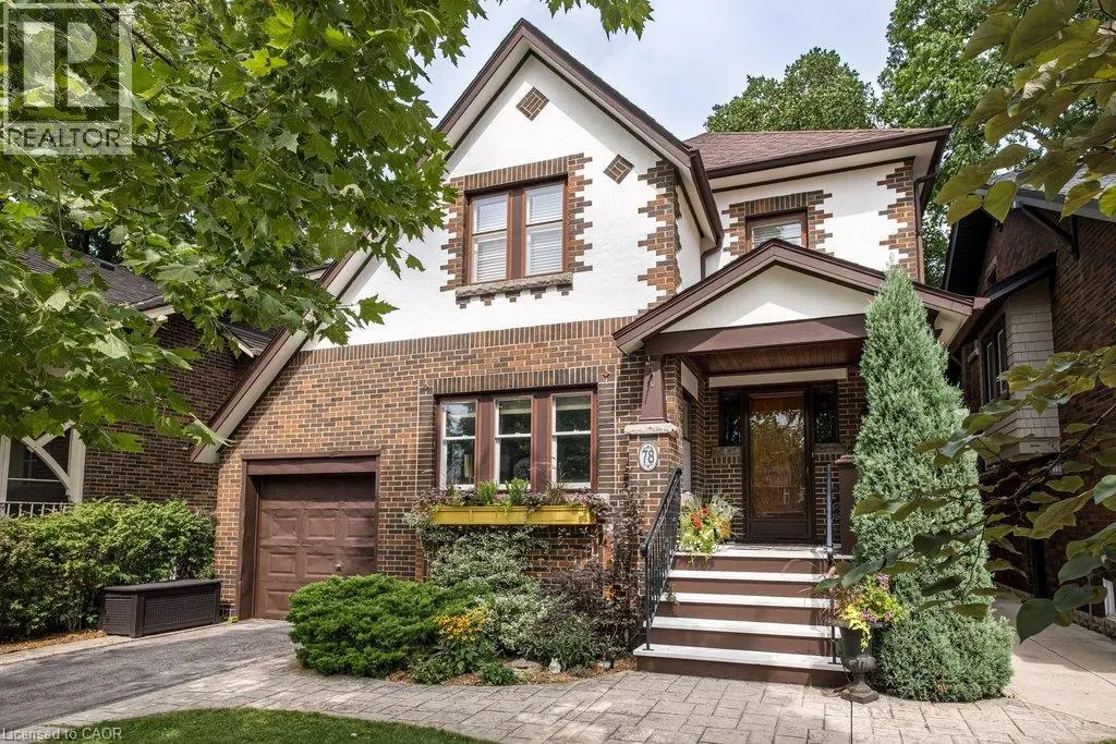 78 Paisley Avenue N, Hamilton