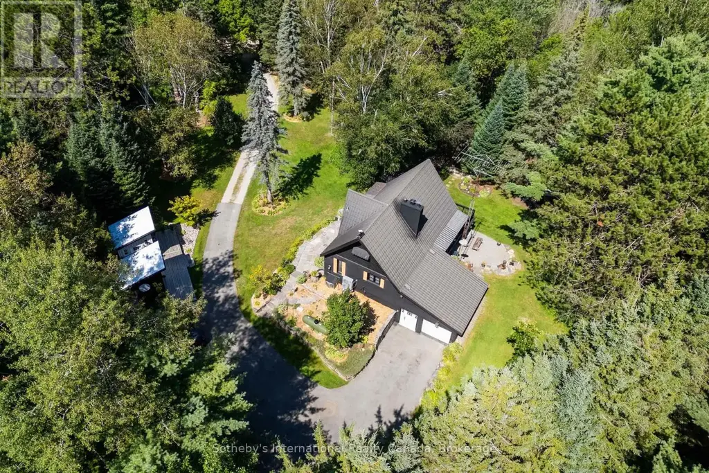 132 Douglas Drive, Bracebridge (Macaulay)