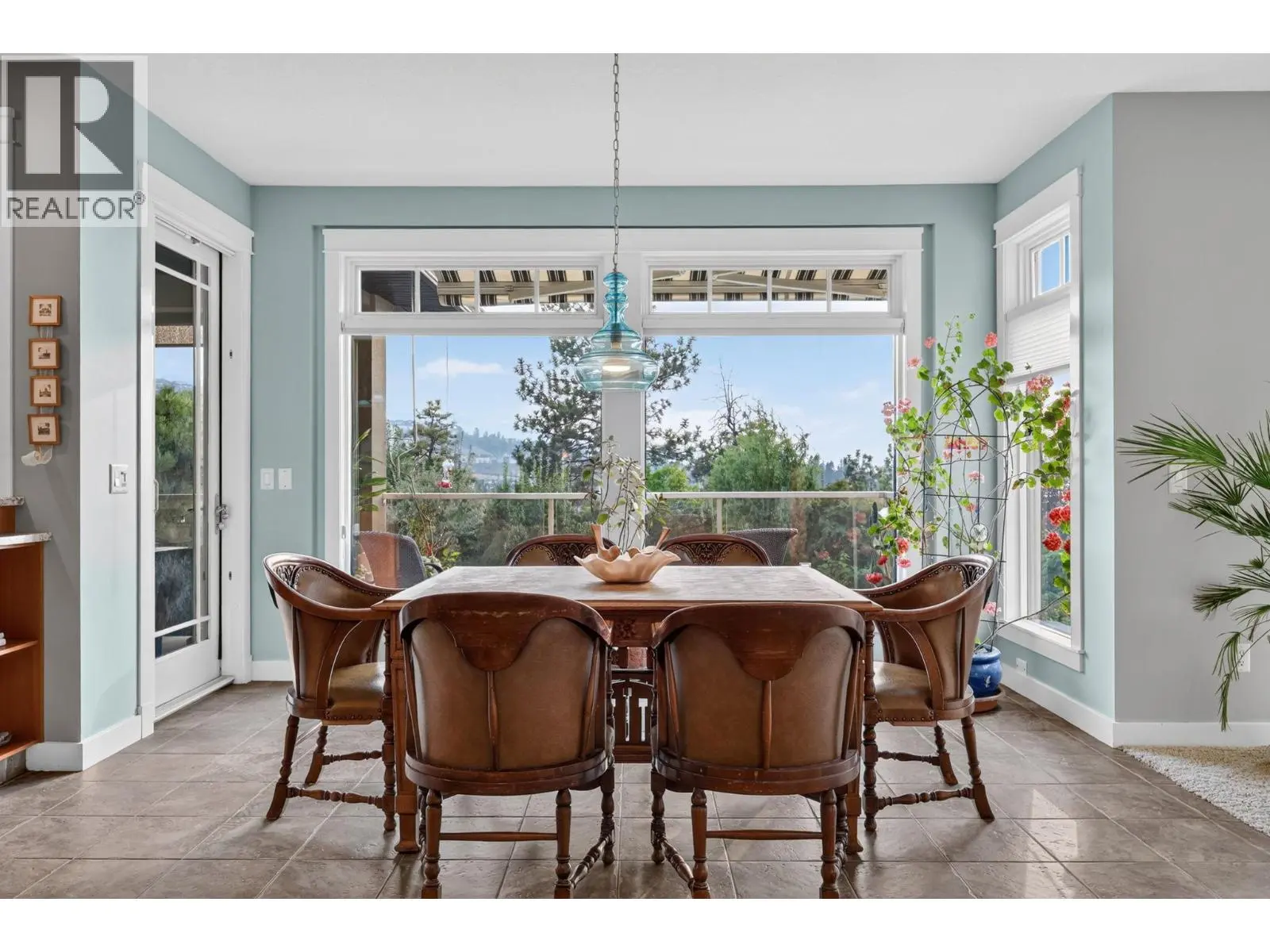 4780 Westridge Drive. Kelowna, British Columbia