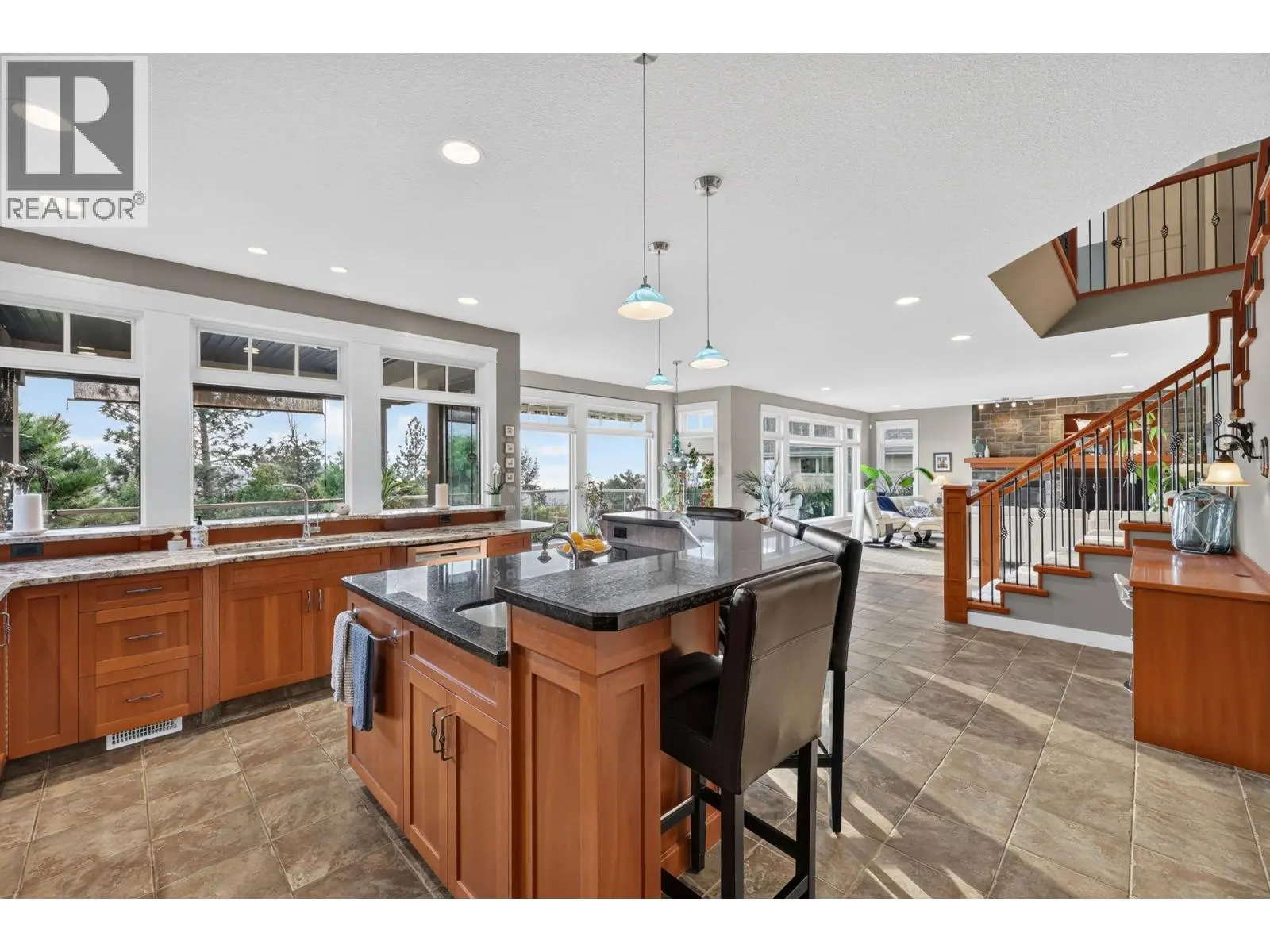 4780 Westridge Drive. Kelowna, British Columbia