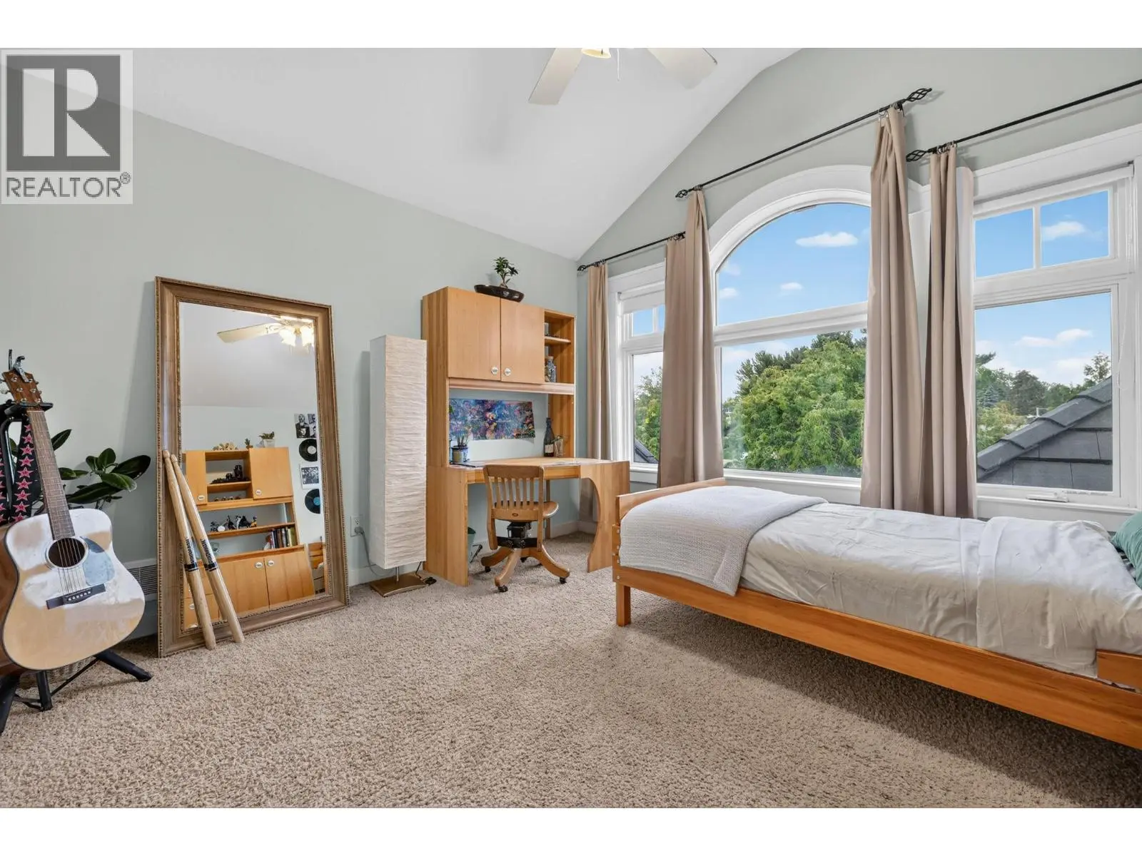 4780 Westridge Drive. Kelowna, British Columbia