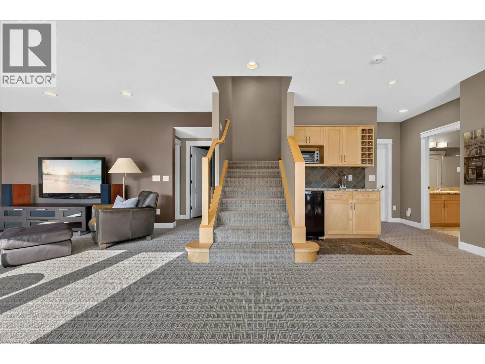 4780 Westridge Drive. Kelowna, British Columbia