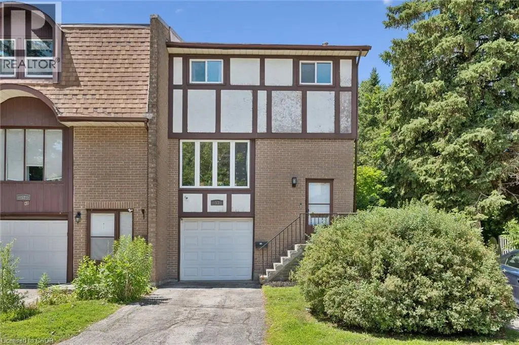 49 Cedarwoods Crescent Unit# 53, Kitchener
