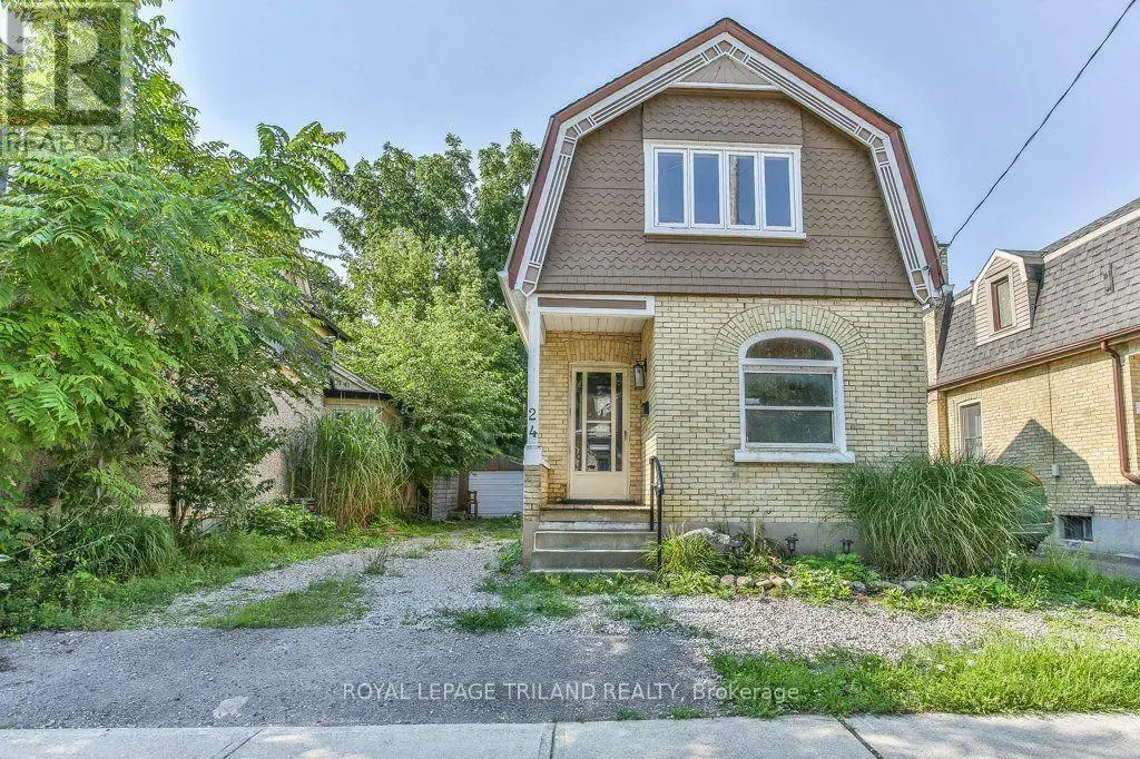 24 Mount Pleasant Avenue, London North (North N)