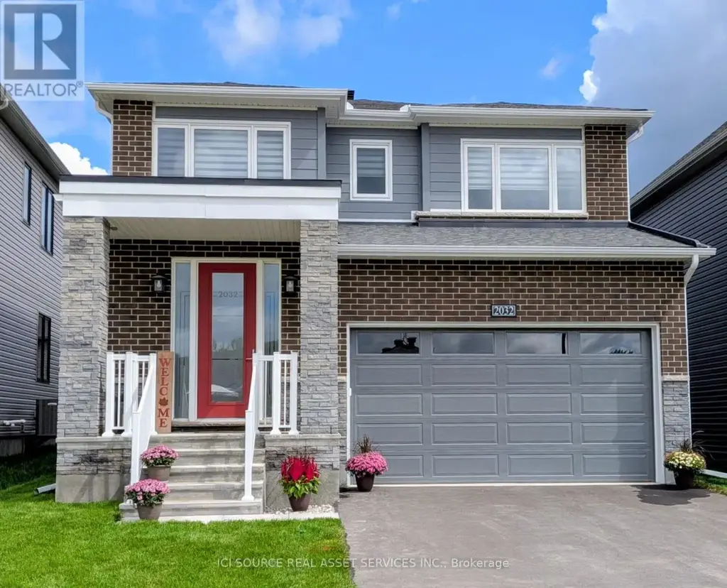 2032 Wanderer Avenue, Ottawa
