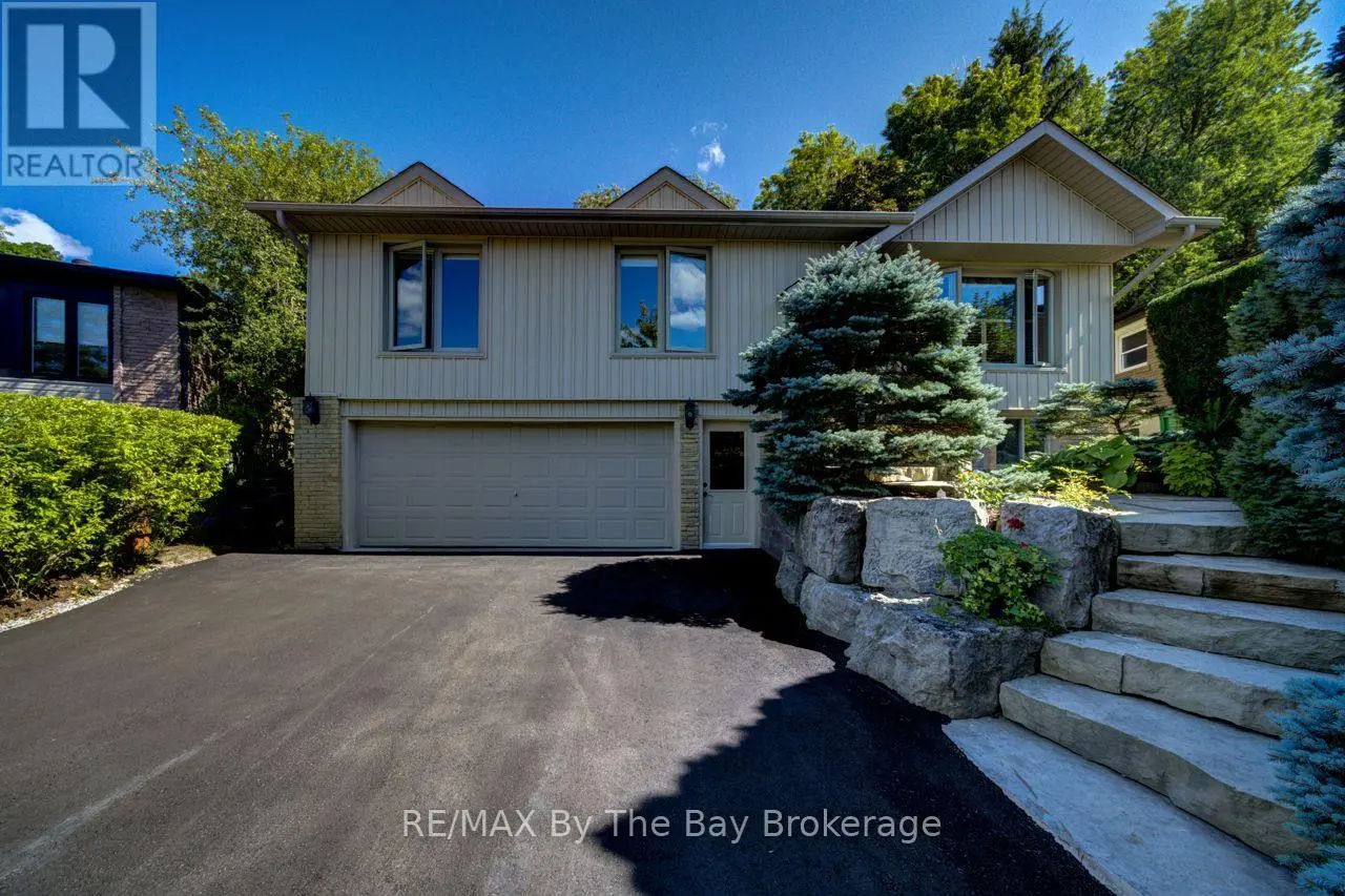 50 Hilltop Court, Caledon (Bolton West)