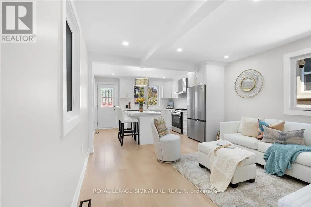 234 Nairn Avenue, Toronto (Caledonia-Fairbank)
