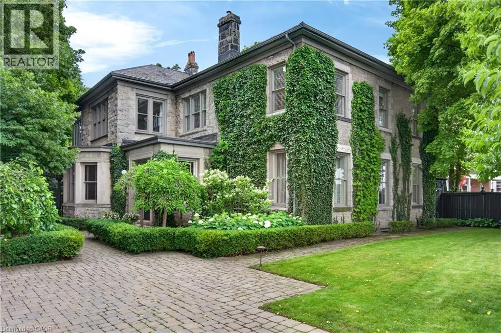 77 Claremont Drive, Hamilton