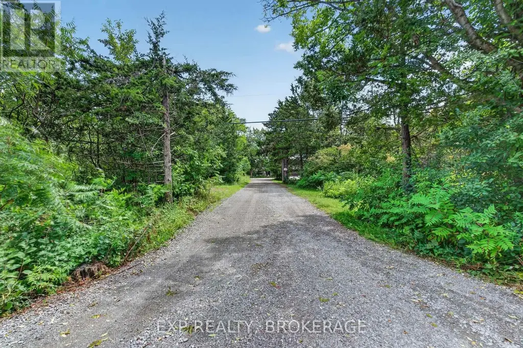 Pt Lt 23 Con 7 Pebble Lane S, Frontenac (Frontenac South)