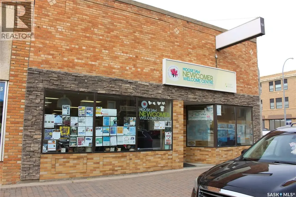 432 Main Street N, Moose Jaw