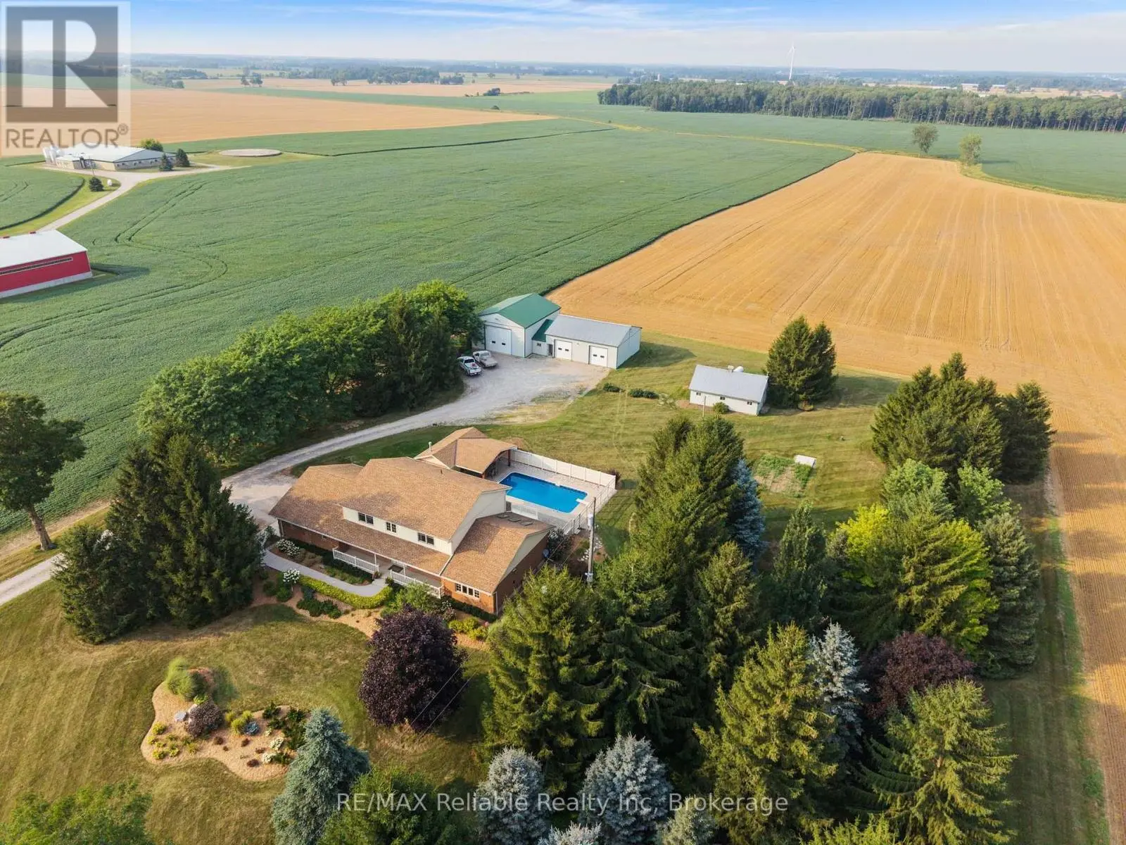 43804 Hydro Line Road, Huron East (McKillop)